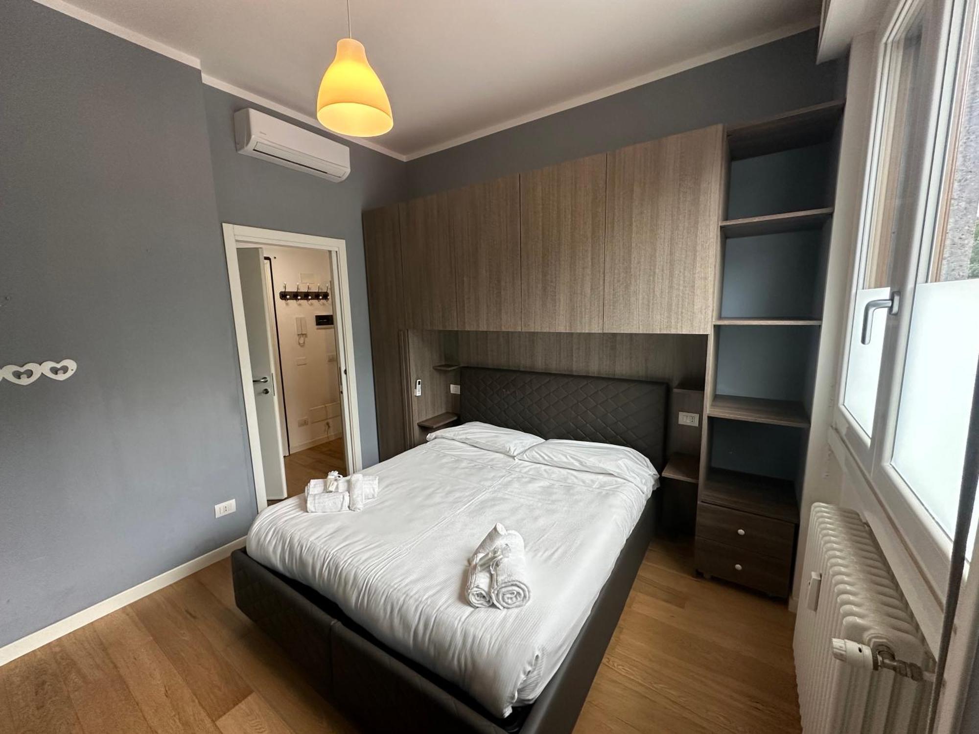 Metro Famagosta - Modern Suite Free Wifi & Parking มิลาน ภายนอก รูปภาพ